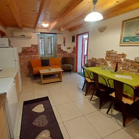 House Letizia *