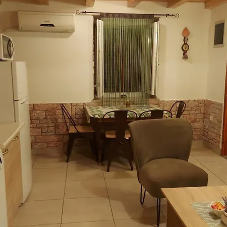 House Letizia Holiday home Premantura